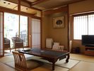 和室8畳+4畳ベッドルーム「若葉」