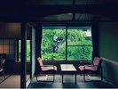 【南苑12畳(南庭園側)/一例】12畳の落ち着きある和の佇まいを有した上級客室です。