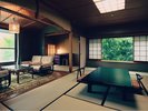 【南苑12畳(南庭園側)/一例】12畳の落ち着きある和の佇まいを有した上級客室です。