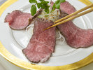 *夕食_神戸牛ローストビーフ(調理一例)