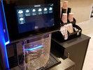 ロビーにコーヒーマシンがございます(無料・16:00〜24:00)