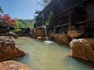 【杣人の湯】(きこりのゆ) 大露天風呂 新緑