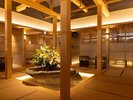 個室ダイニング「すいれん」内観