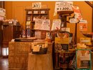なかやオリジナルのお土産も売ってます