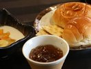 【朝食】バイキング形式。ここでしか味わえない1品も♪