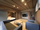 バス付き和室ツイン◆65型の大型テレビ