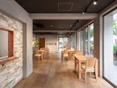 【B&B】カフェテラス