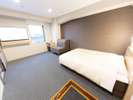広々設計で車椅子でも動きやすいお部屋です