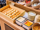 【朝食ビュッフェ】日替ブレッドやシリアル、ヨーグルトも揃うビュッフェ ※イメージ