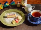 デザートはトロールママの手作り。優しい甘さイギリスのバーレイ社のカップはお気に入りです