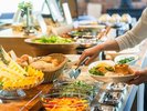 朝食バイキング