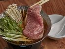 三重県産の黒毛和牛をしゃぶしゃぶで。
