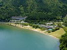 左手は東館(ヒルサイド) 右手は西館(レイクサイド)