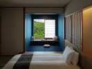 【プレミアム和室(定員4名)】名取川を独り占めできる小さな書斎付きです。