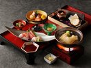 【夕食イメージ】豊かな食文化と、大名の華やかな食事から着想を得た会席料理をご用意いたします。