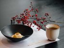 【12月〜3月限定】ウェルカムフード「くるみもち」ほんのりとした優しい甘さです。