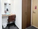 ・【ダブルルーム一例】ミネラルウォーターは滞在中お1人様につき1本ご用意しております