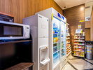 ミニコンビニ・製氷機・電子レンジ