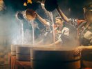 【湯治ジャグバンド】桶や温泉を使って湯の音を奏でるご当地楽を毎晩披露!