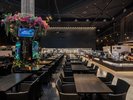 ハプナの滝 天井高約9m、広々とした空間でゆったりお食事 LUXE DINING HAPUNA(メインタワー1F)