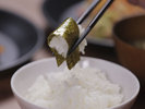 あったかいご飯が進みます