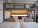 ロフトベッドルーム/ 21平米・ベッド110cmx200cm+ロフトベッド90cmx200cm・禁煙
