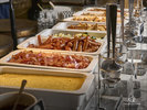 【ご朝食】定番の洋食、スクランブルエッグやベーコンもご用意しております。
