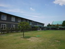グランウンドゴルフ場から見た新館の棟