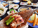 【赤城山麓牛の朴葉焼き】香り高い朴葉とコクのあるタレが絶妙の美味しさ