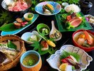 山の恵み豊富な群馬水上。その旬の地産食材をふんだんに使ったお料理をお楽しみ頂けます。