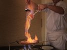 【クレープシュゼット】迫力抜群の炎の演出が愉しめるコースのデザート(一例)