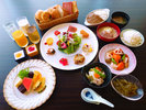 朝食ビュッフェ(取り分けイメージ)