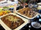 ■夕食:ハーフバイキングは定番メニューも充実!