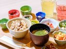 【朝食ブッフェメニュー一例】◆沖縄の炊き込みご飯「ジューシー」をはじめ、郷土料理も充実。