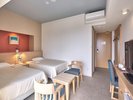 【デラックスツイン】◆27uの広々空間で、最大3名様まで宿泊可能。ビジネス利用にも便利。