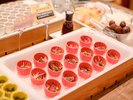 【朝食ブッフェメニュー一例】◆沖縄ならではの新鮮な魚介もご用意。
