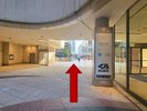 なんばパークスサウスへ直進します