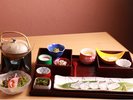 ご朝食は、「鯛茶漬け膳」でご用意