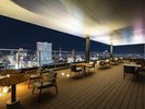 【18F_ROOFTOPテラス】非日常なひと時を。宿泊のお客さまはご自由に利用可能。