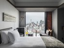 【プレミアム_ツイン】札幌の街並みを階下に眺めながら、景色を楽しむことができます。