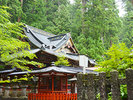 【日光二荒山神社】神橋や日光連山8峰、華厳滝、いろは坂などを境内に含む神社。当施設からお車で約8分。