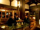 バー狩野川は休前日のみ営業/営業時間 8:00P.M.〜10:30P.M.(L.O.10:00P.M.)
