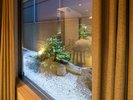 スーペリア坪庭