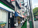 【新福島駅2】ファミリーマートやマクドナルドを通りまっすぐ進みます