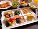 【朝食バイキング】メニューは日替わり!和食盛付イメージ