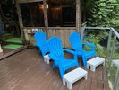 外気浴用の椅子からは緑に囲まれたリバービューでおくつろぎいただけます