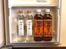 コーナーツイン、デラックスツイン、ジュニアスイート、ロイヤルスイートにフリードリンクをご用意(一例)
