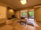 スーペリア露天風呂付和洋室ツイン ※客室の一例/画像の浴槽は温泉ではございません