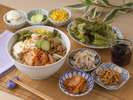 サラダうどん ※イメージ