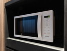 ■館内2階に電子レンジをご用意。